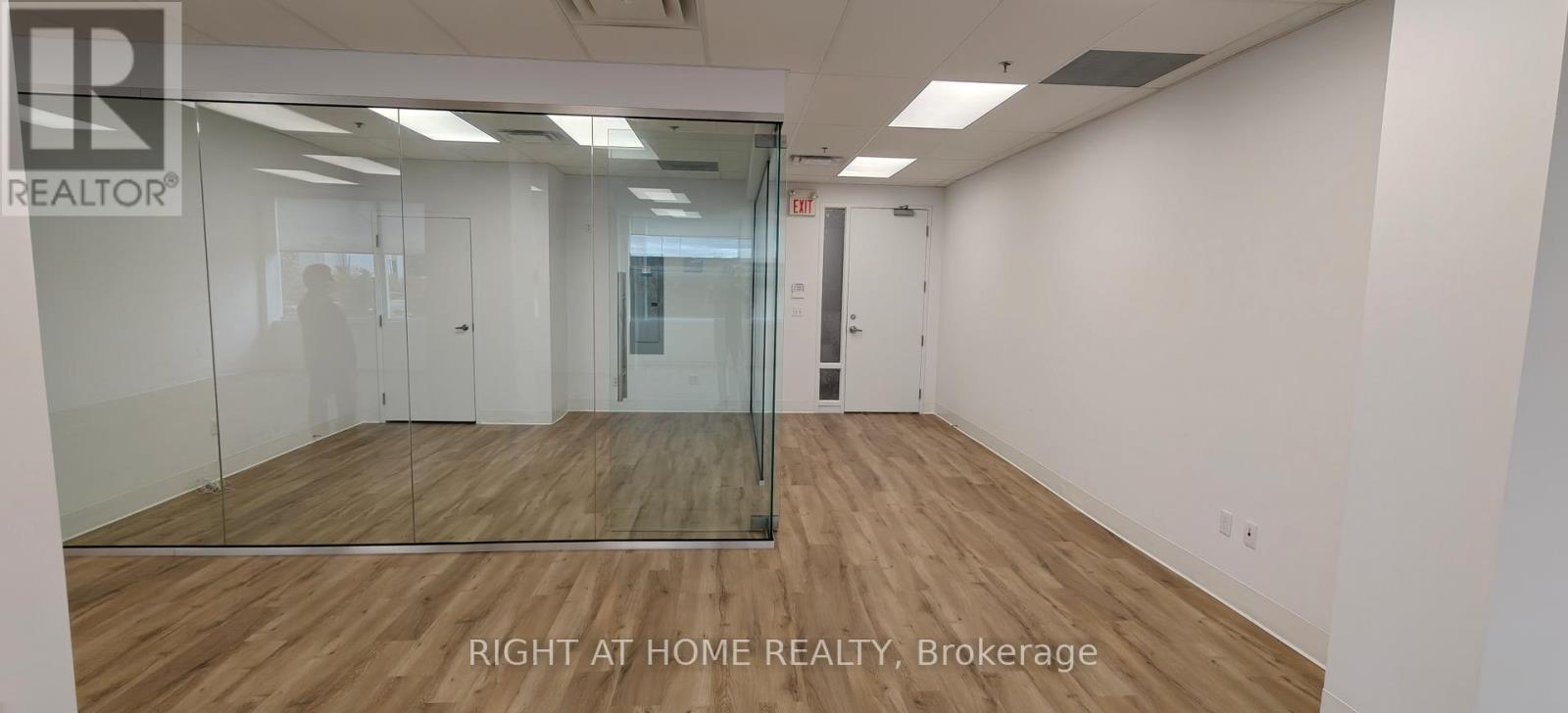215 & 216 - 385 Silver Star Boulevard, Toronto, Ontario  M1V 0E3 - Photo 2 - E12443633