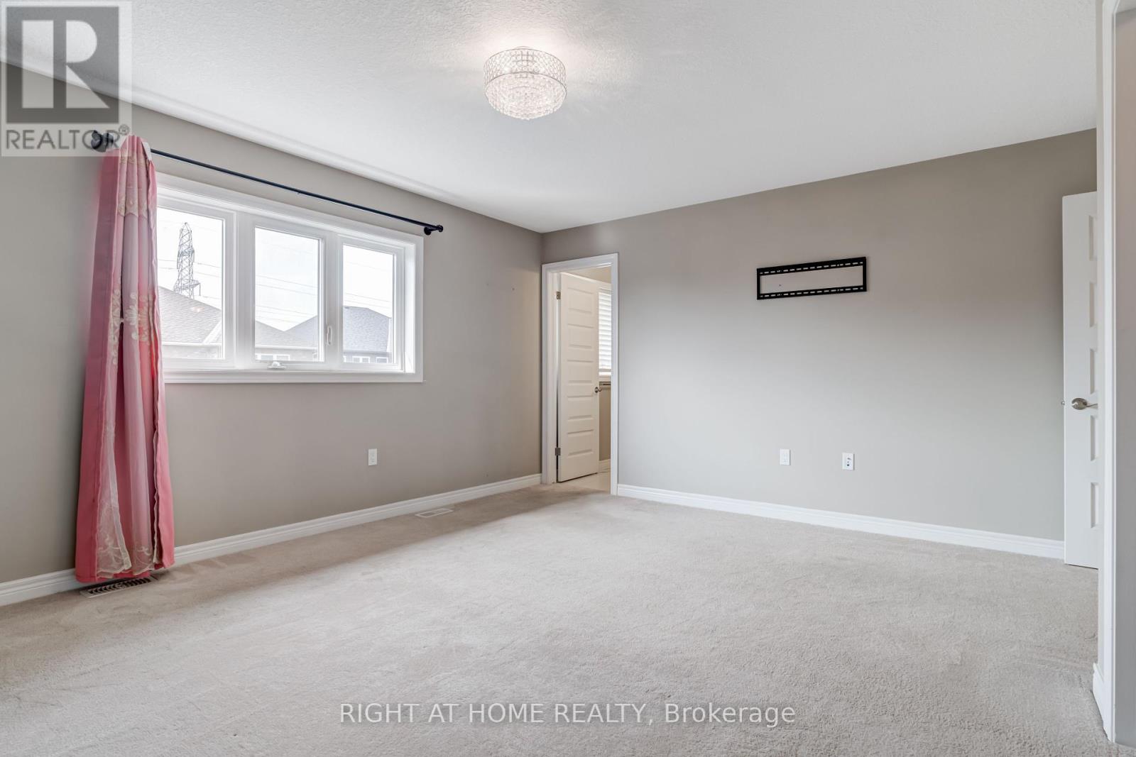 71 Cittadella Boulevard, Hamilton, Ontario  L0R 1P0 - Photo 15 - X12450727