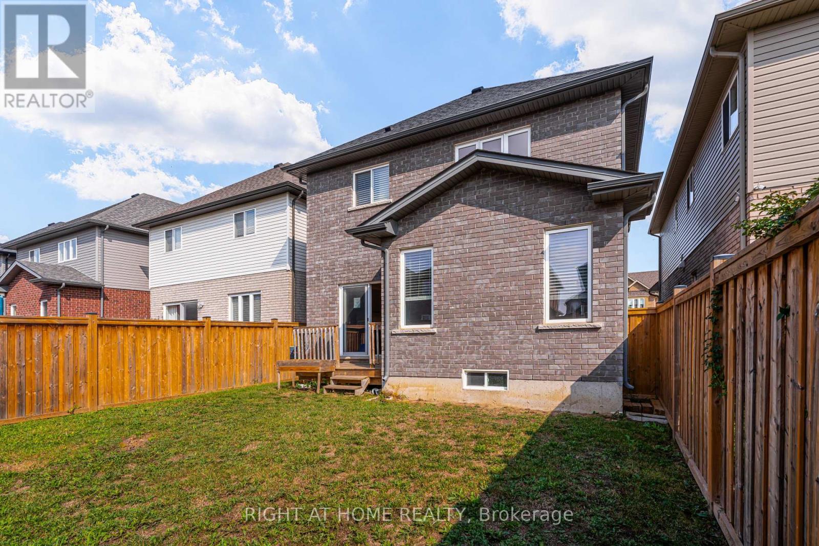71 Cittadella Boulevard, Hamilton, Ontario  L0R 1P0 - Photo 35 - X12450727