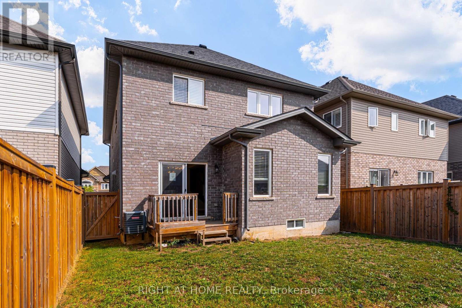 71 Cittadella Boulevard, Hamilton, Ontario  L0R 1P0 - Photo 36 - X12450727