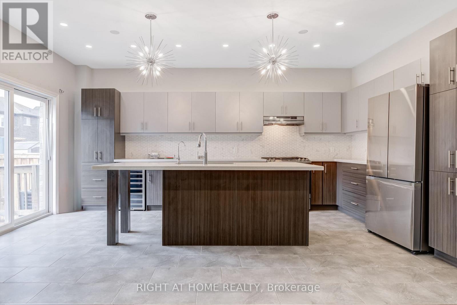 71 Cittadella Boulevard, Hamilton, Ontario  L0R 1P0 - Photo 8 - X12450727