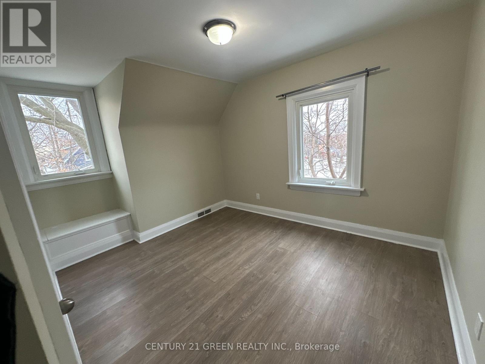 5736 Leonard Avenue, Niagara Falls, Ontario  L2G 4R1 - Photo 24 - X12450731