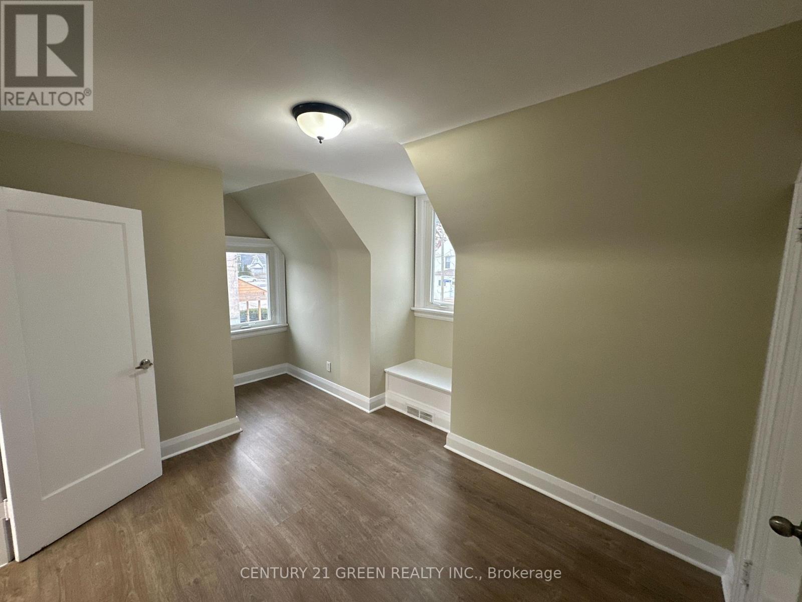 5736 Leonard Avenue, Niagara Falls, Ontario  L2G 4R1 - Photo 27 - X12450731