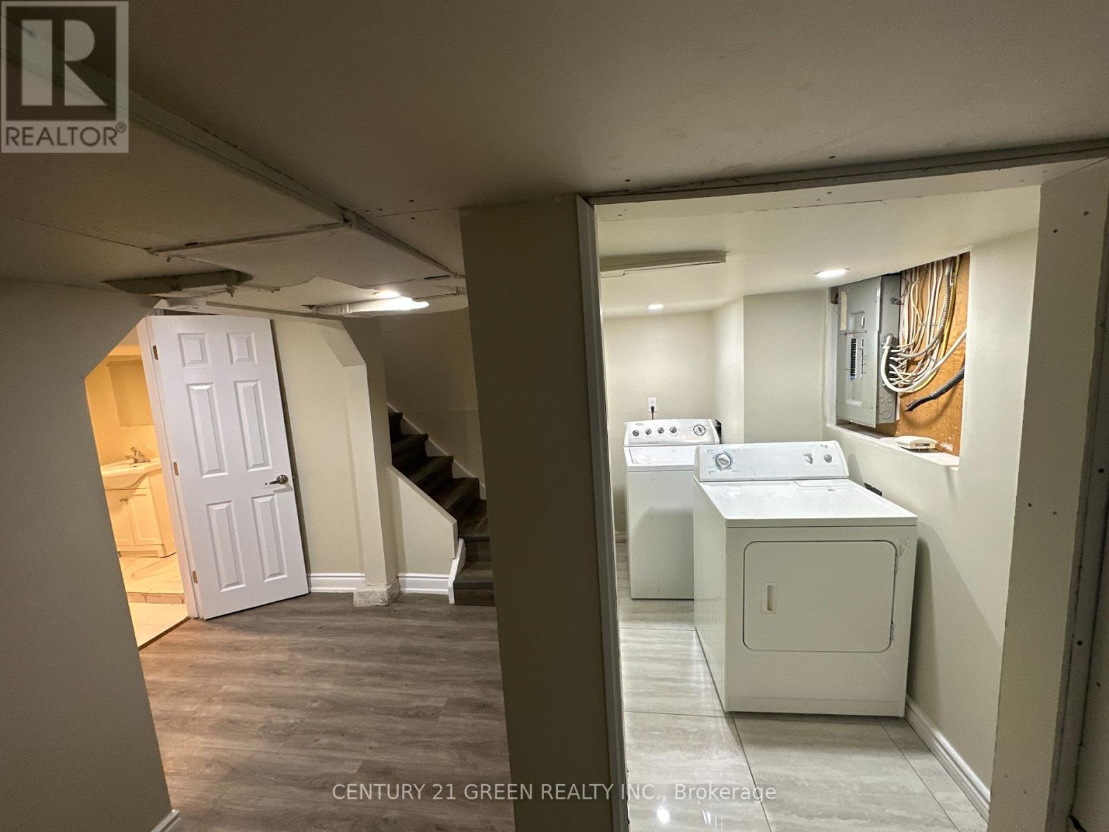 5736 Leonard Avenue, Niagara Falls, Ontario  L2G 4R1 - Photo 30 - X12450731