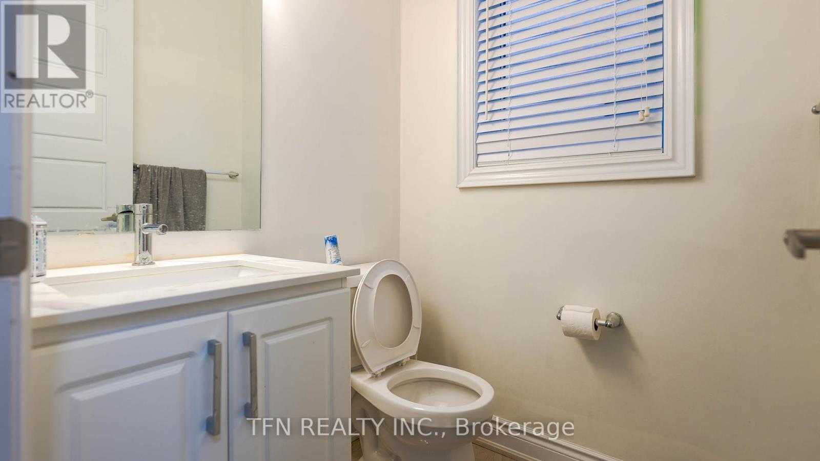 125 Vanilla Trail, Thorold, Ontario  L2V 0L1 - Photo 12 - X12450737