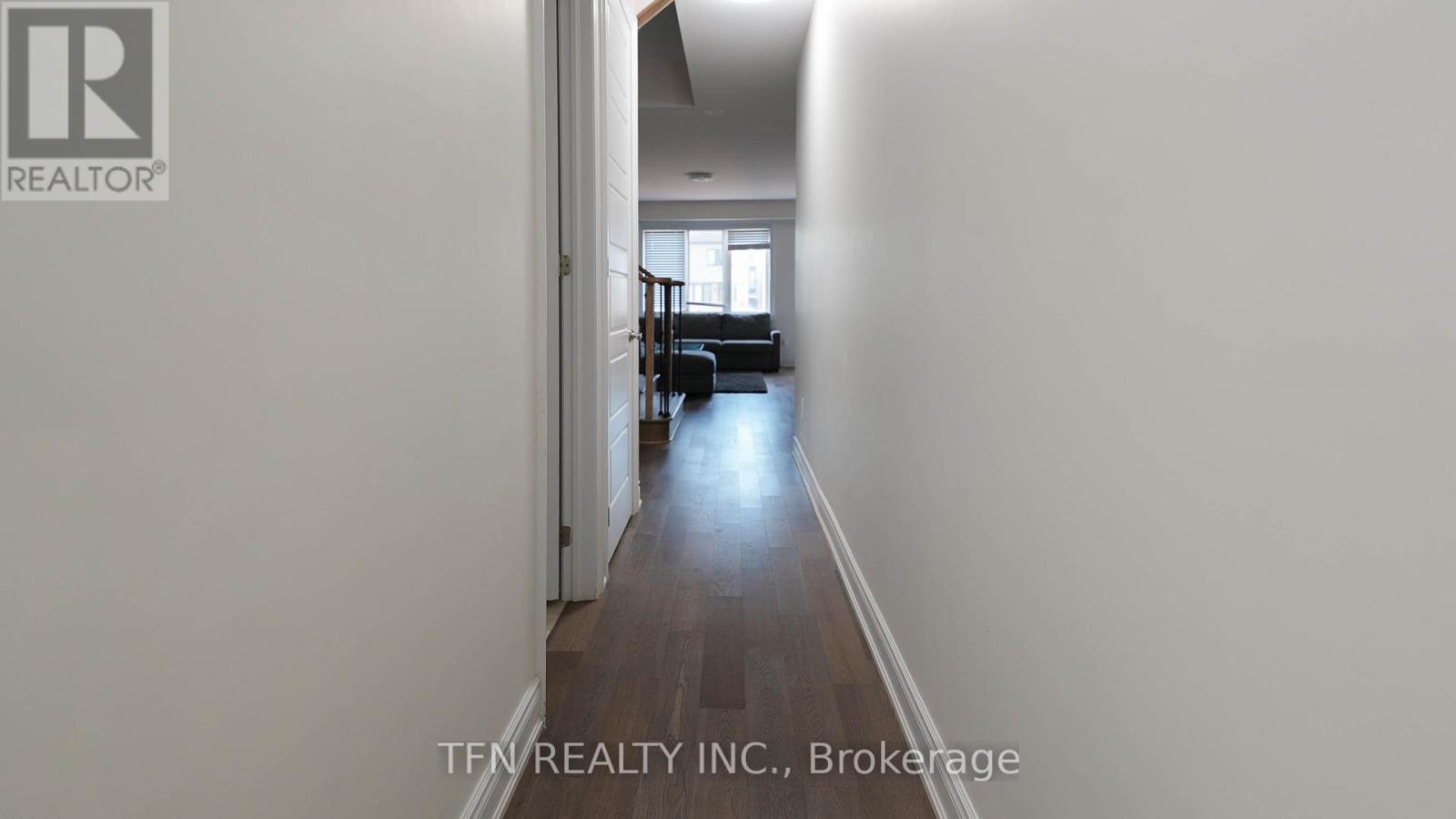 125 Vanilla Trail, Thorold, Ontario  L2V 0L1 - Photo 4 - X12450737
