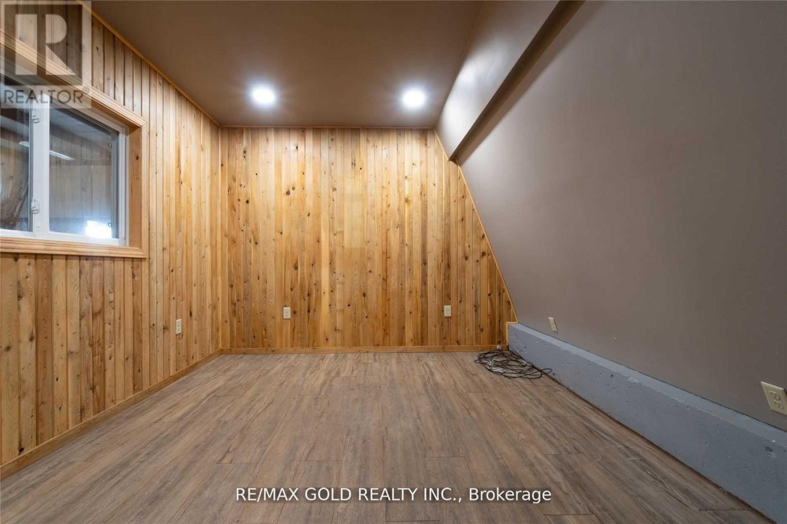 12708 Mclarty Line, Chatham-Kent, Ontario  N0L 2C0 - Photo 33 - X12450742