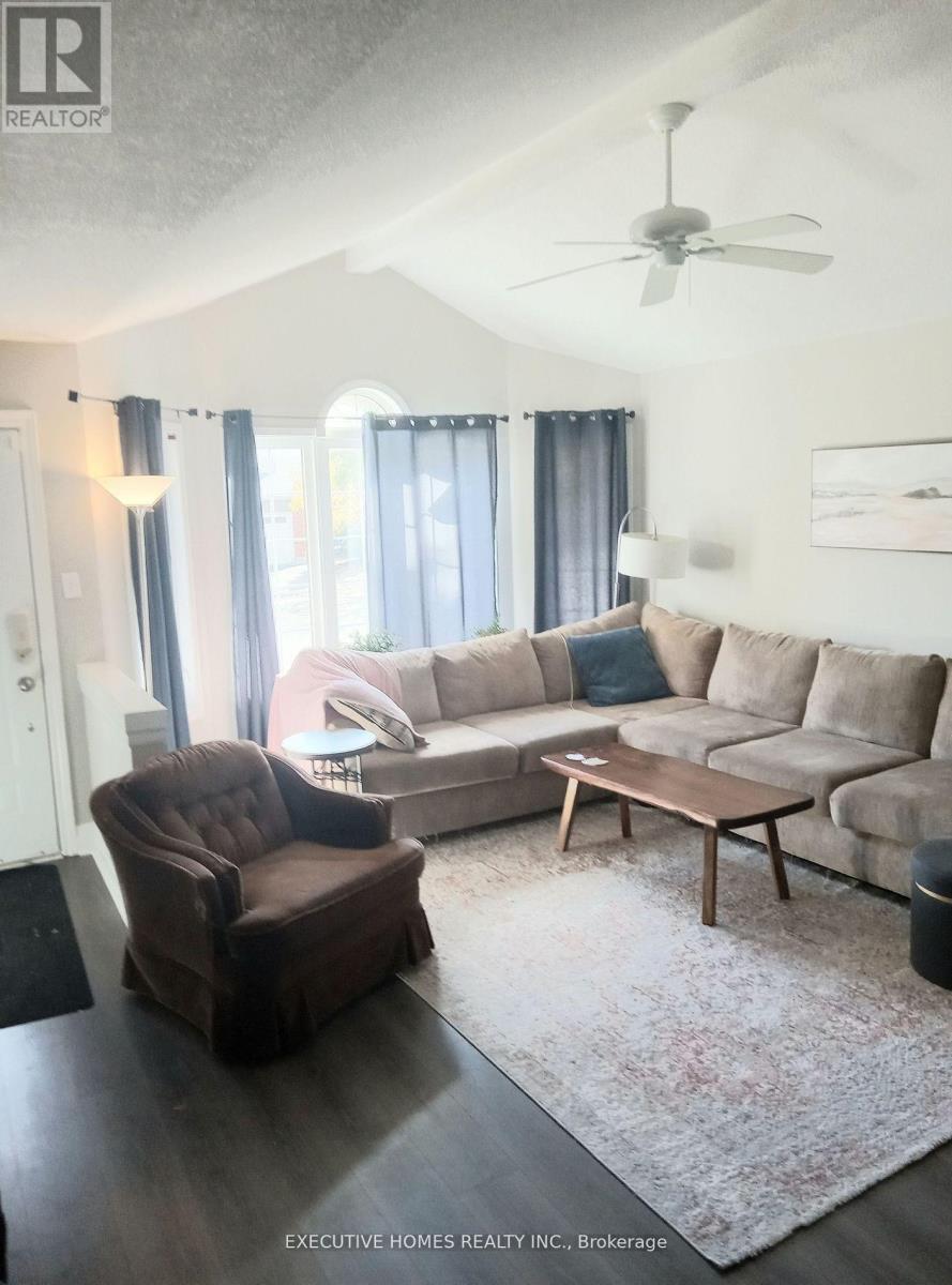 125 Municipal Street, Guelph, Ontario  N1G 4R1 - Photo 4 - X12450748