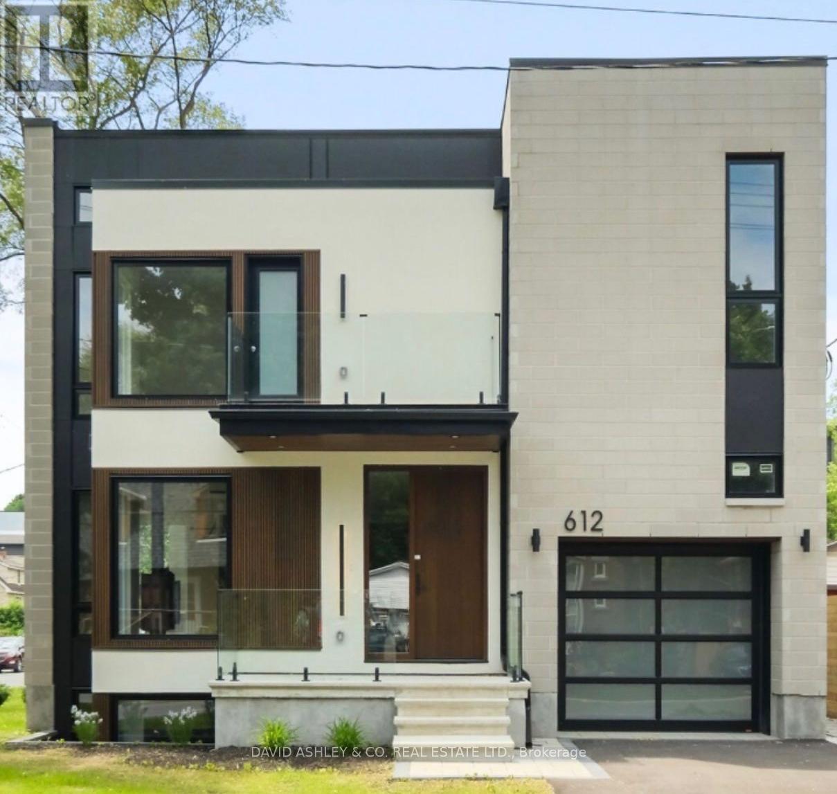 612 TWEEDSMUIR AVENUE, Ottawa, Ontario