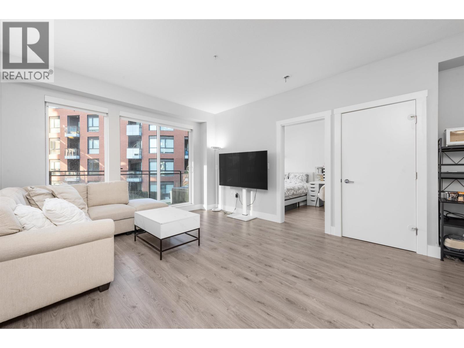 309 3588 Sawmill Crescent, Vancouver, British Columbia  V5S 0H5 - Photo 4 - R3056454