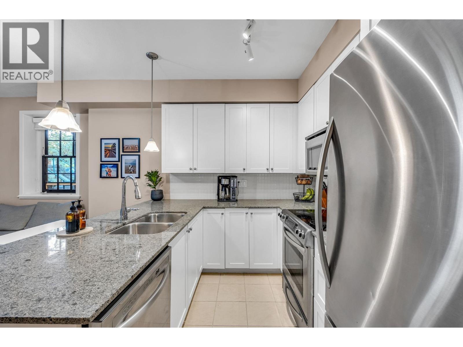 3 12 E Royal Avenue, New Westminster, British Columbia  V3L 0B7 - Photo 10 - R3056491