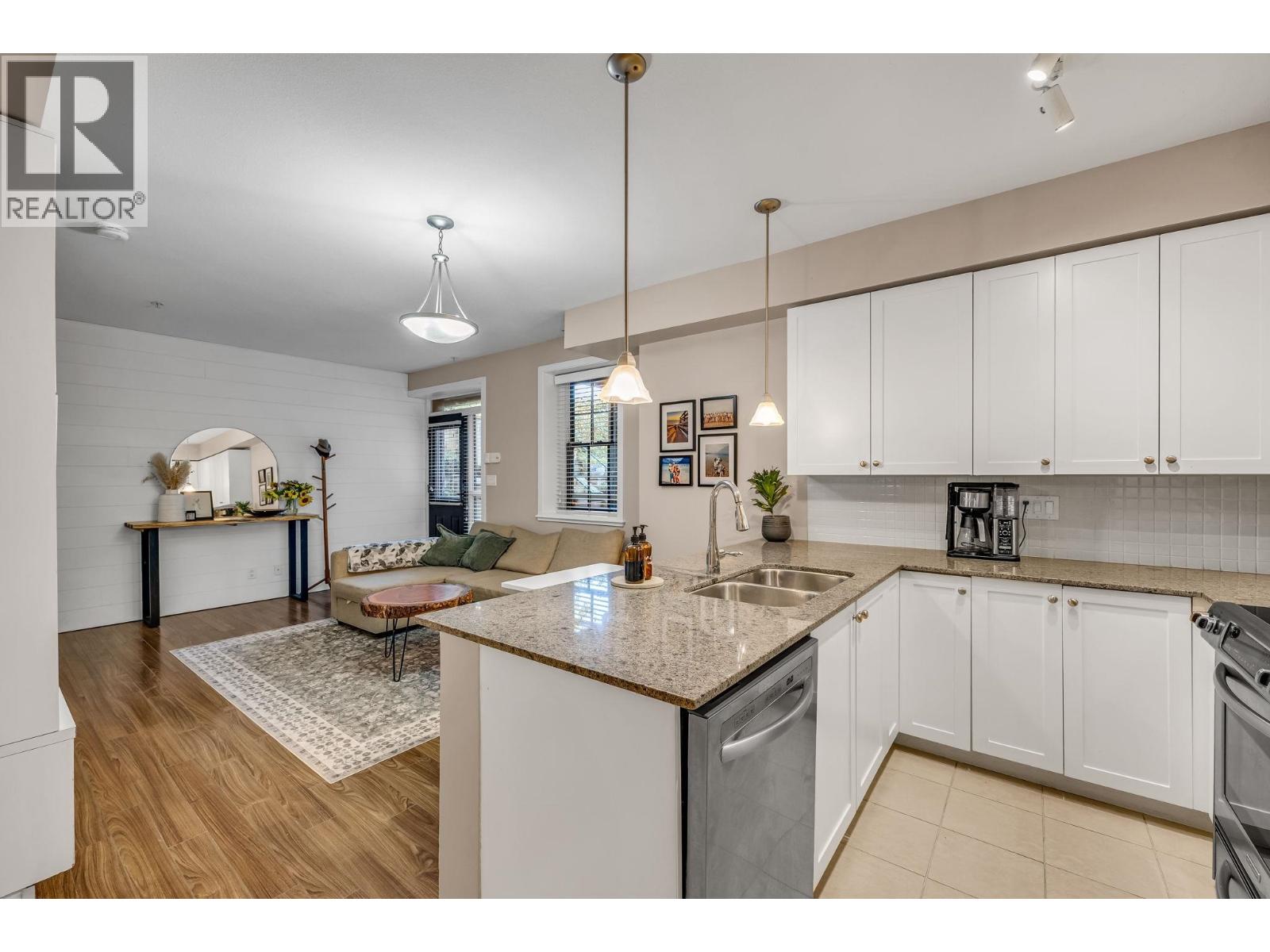 3 12 E Royal Avenue, New Westminster, British Columbia  V3L 0B7 - Photo 8 - R3056491