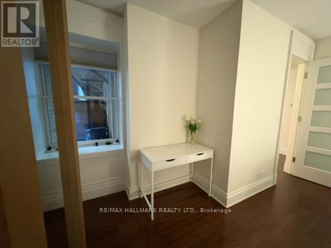 308 - 22 Leader Lane, Toronto, Ontario  M5E 0B2 - Photo 32 - C12449673