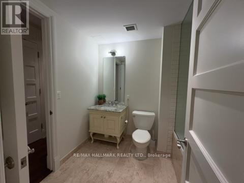 308 - 22 Leader Lane, Toronto, Ontario  M5E 0B2 - Photo 34 - C12449673