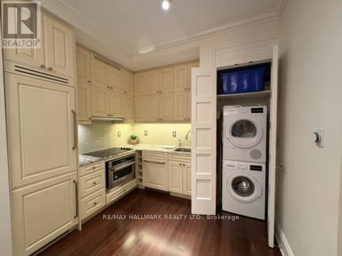 308 - 22 Leader Lane, Toronto, Ontario  M5E 0B2 - Photo 9 - C12449673