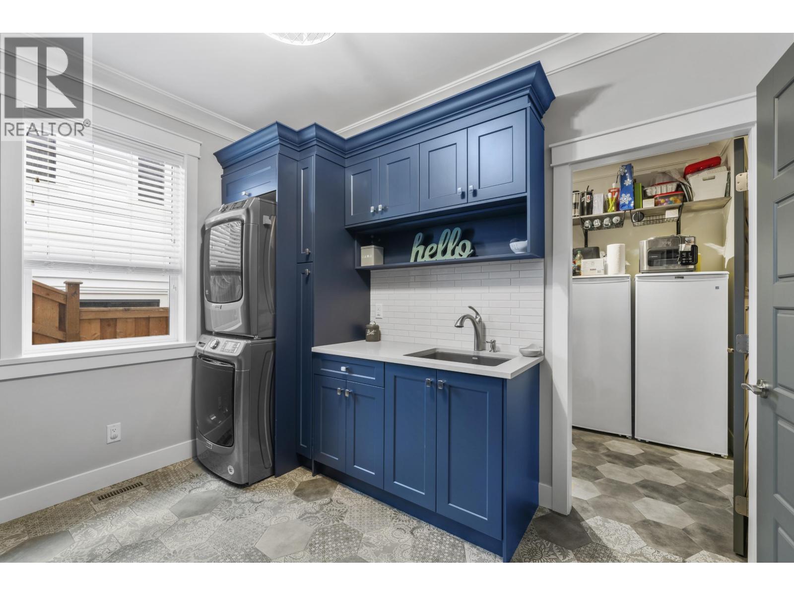 23902 117b Avenue, Maple Ridge, British Columbia  V4R 2V6 - Photo 7 - R3056482