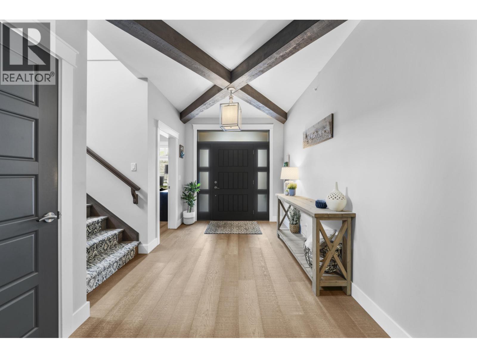 23902 117b Avenue, Maple Ridge, British Columbia  V4R 2V6 - Photo 5 - R3056482