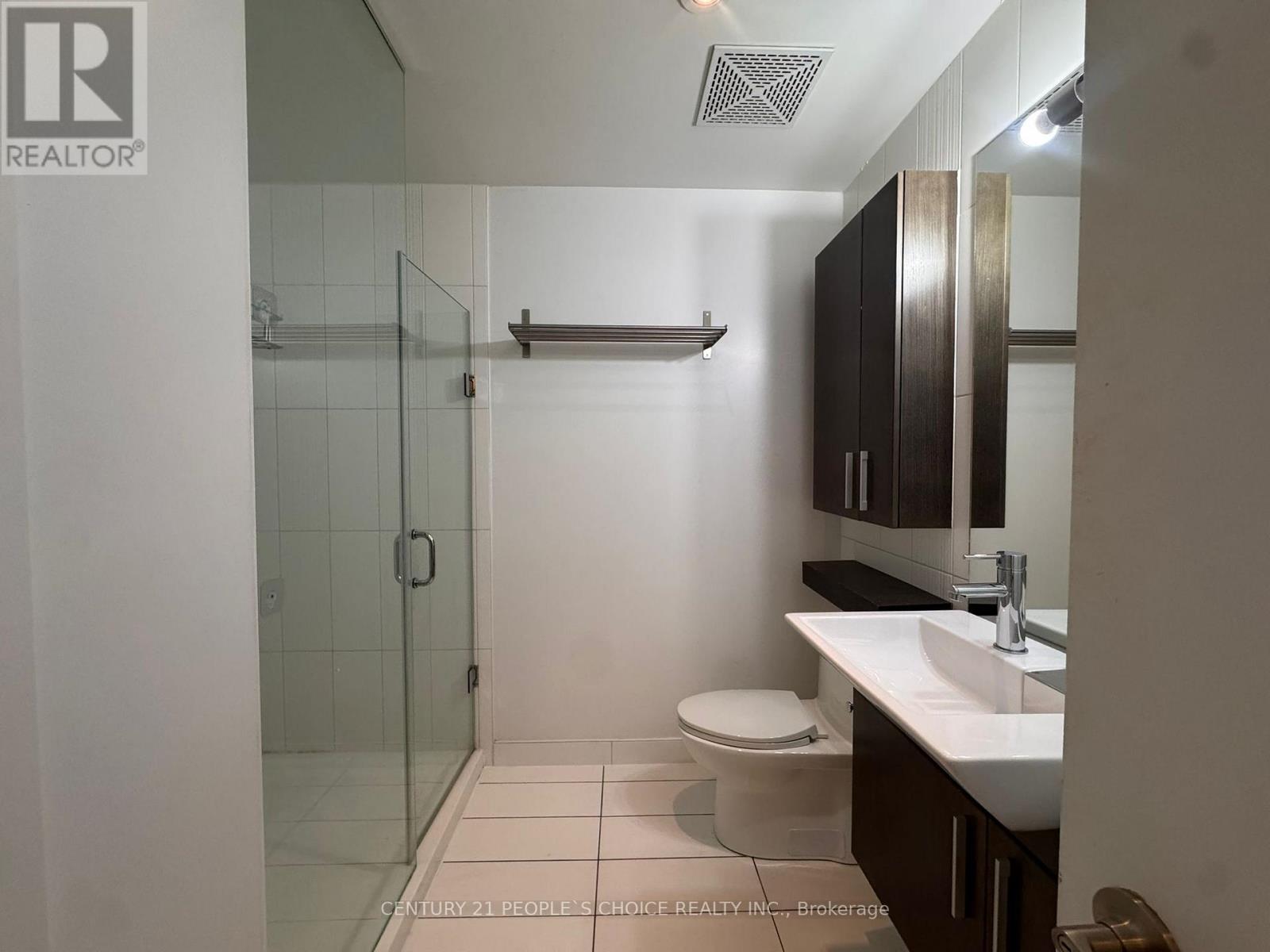 235 - 8 Telegram Mews, Toronto, Ontario  M5V 3Z5 - Photo 15 - C12361260