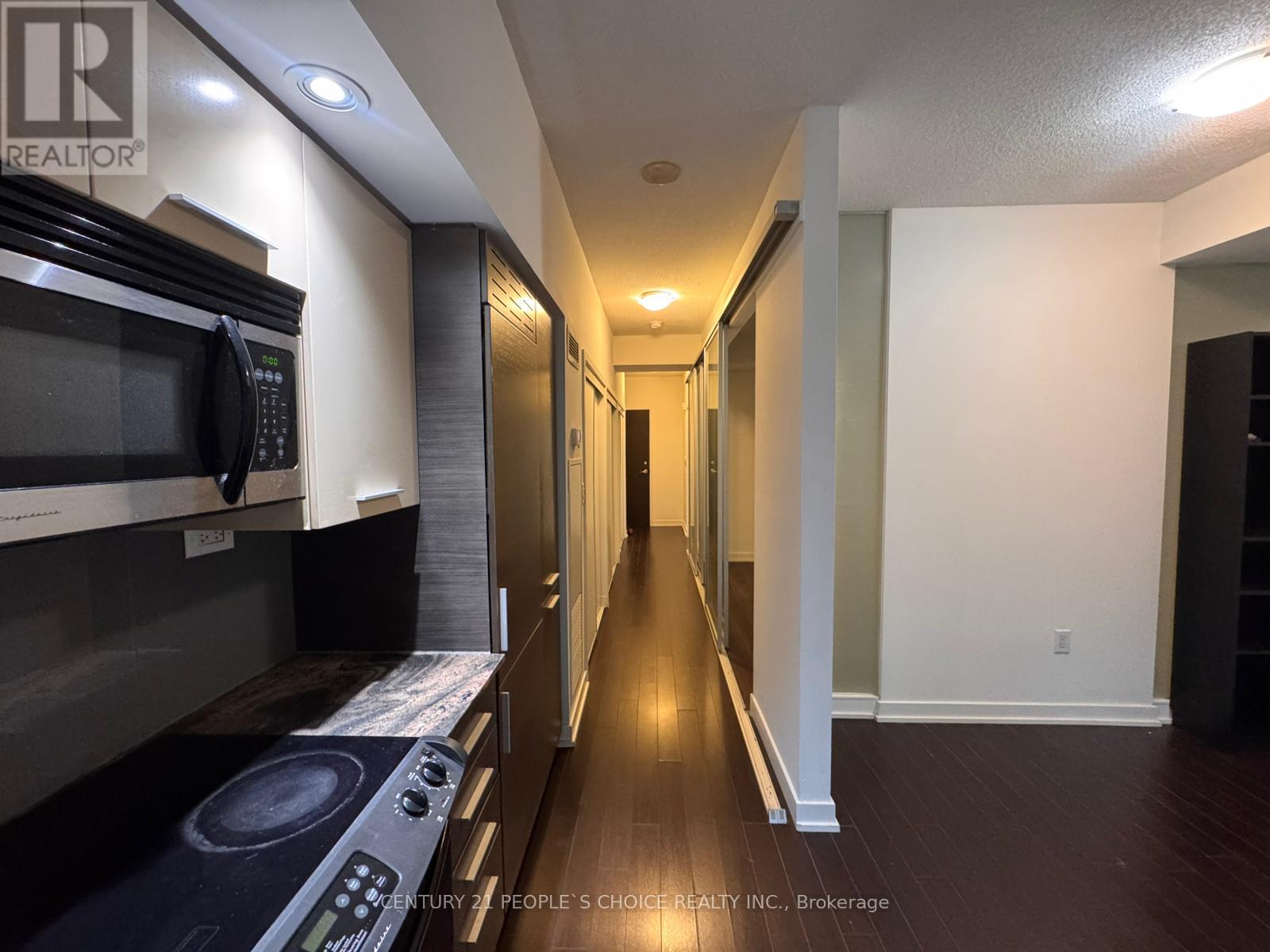 235 - 8 Telegram Mews, Toronto, Ontario  M5V 3Z5 - Photo 4 - C12361260
