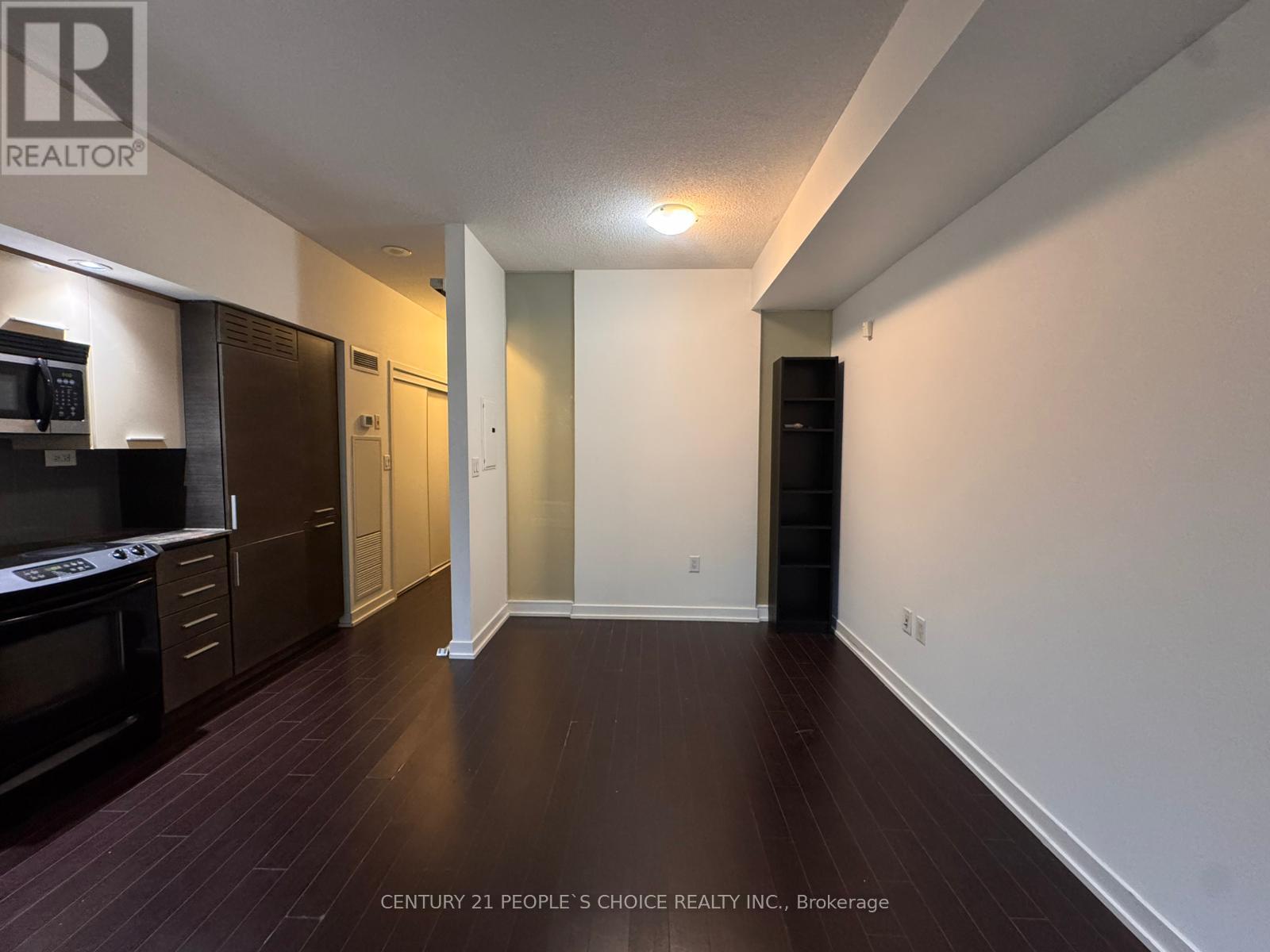 235 - 8 Telegram Mews, Toronto, Ontario  M5V 3Z5 - Photo 9 - C12361260