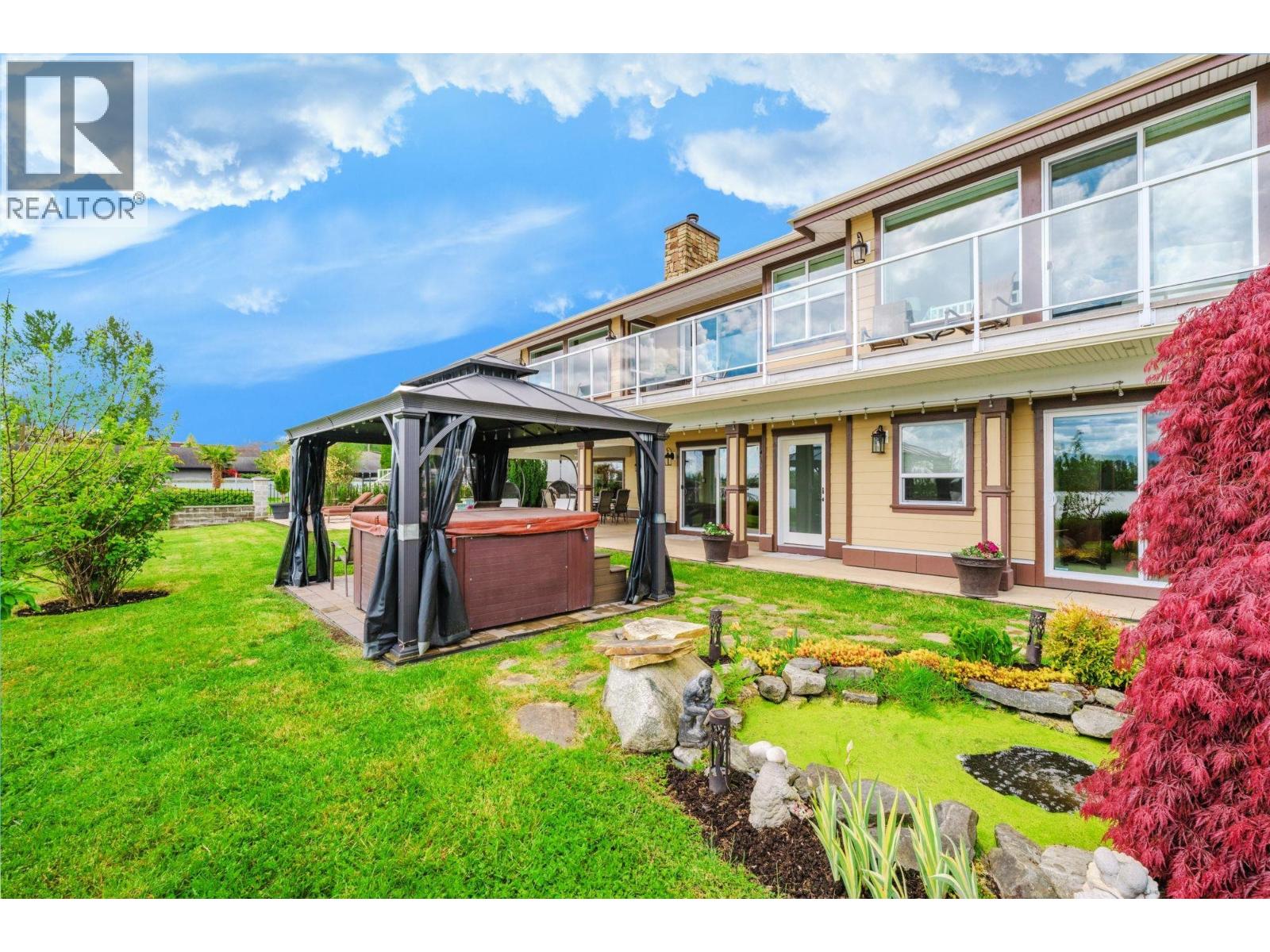 20282 Wharf Street, Maple Ridge, British Columbia  V2X 1A3 - Photo 5 - R3056196