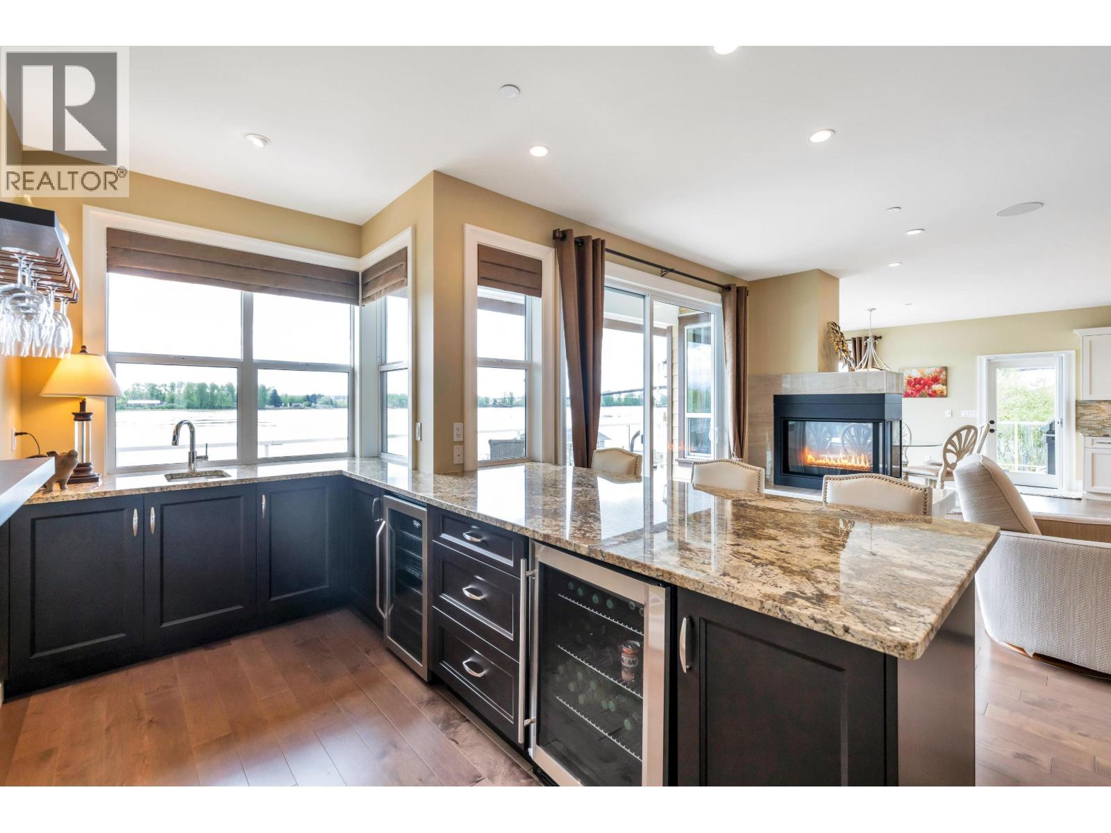 20282 Wharf Street, Maple Ridge, British Columbia  V2X 1A3 - Photo 21 - R3056196
