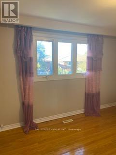 32 Patric Boulevard, Toronto, Ontario  M2J 3L2 - Photo 10 - C12450786