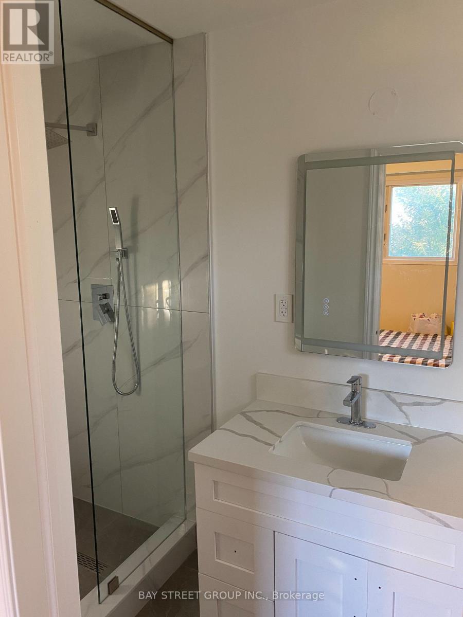 32 Patric Boulevard, Toronto, Ontario  M2J 3L2 - Photo 6 - C12450786