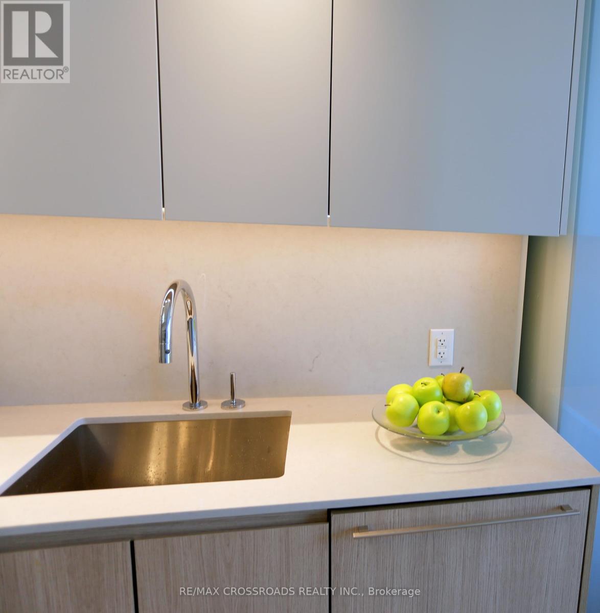 1506 - 81 Wellesley Street E, Toronto, Ontario  M4Y 0C5 - Photo 9 - C12450794