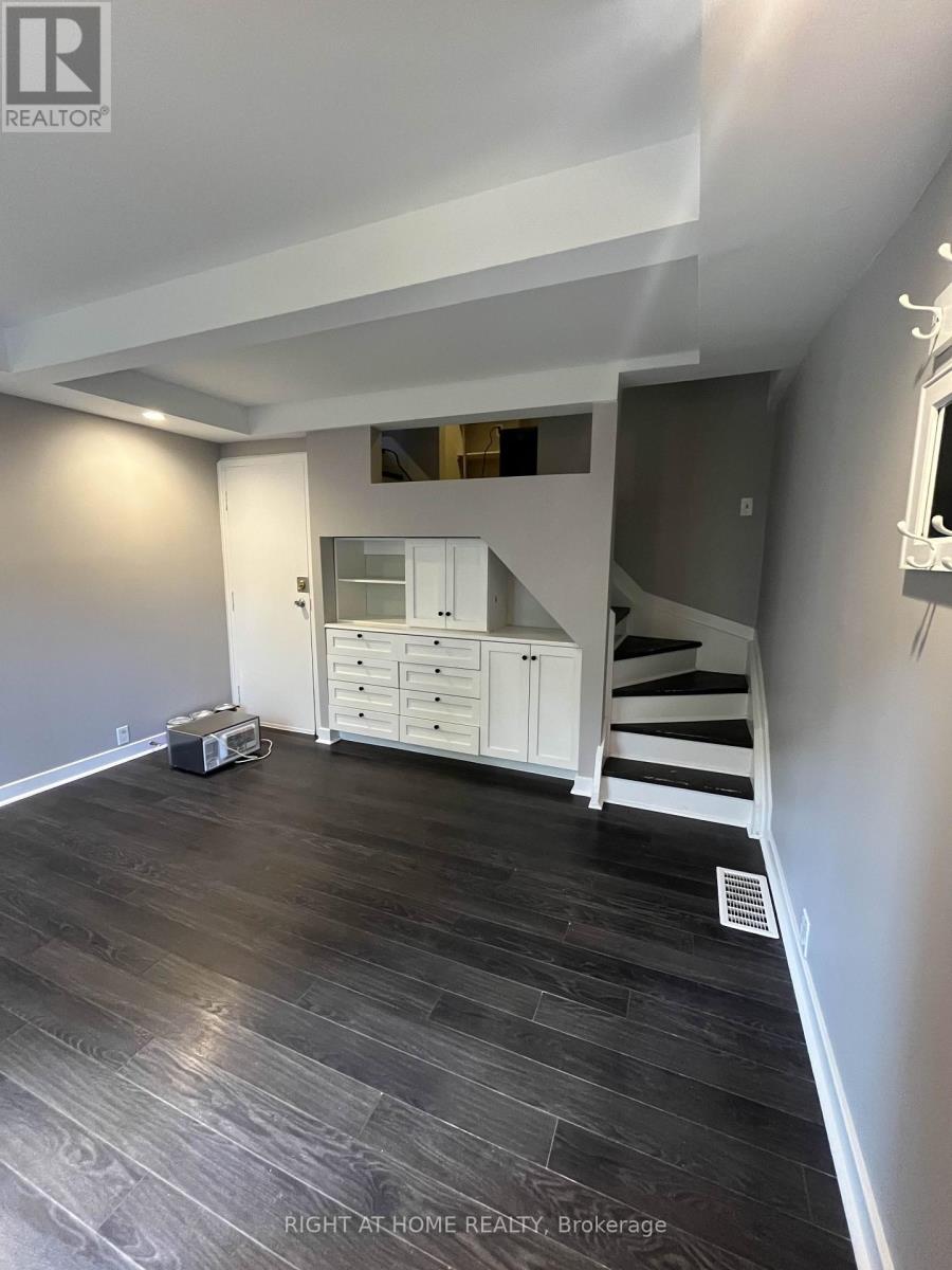 32 - 325 Jarvis Street, Toronto, Ontario  M5B 2C2 - Photo 3 - C12450795