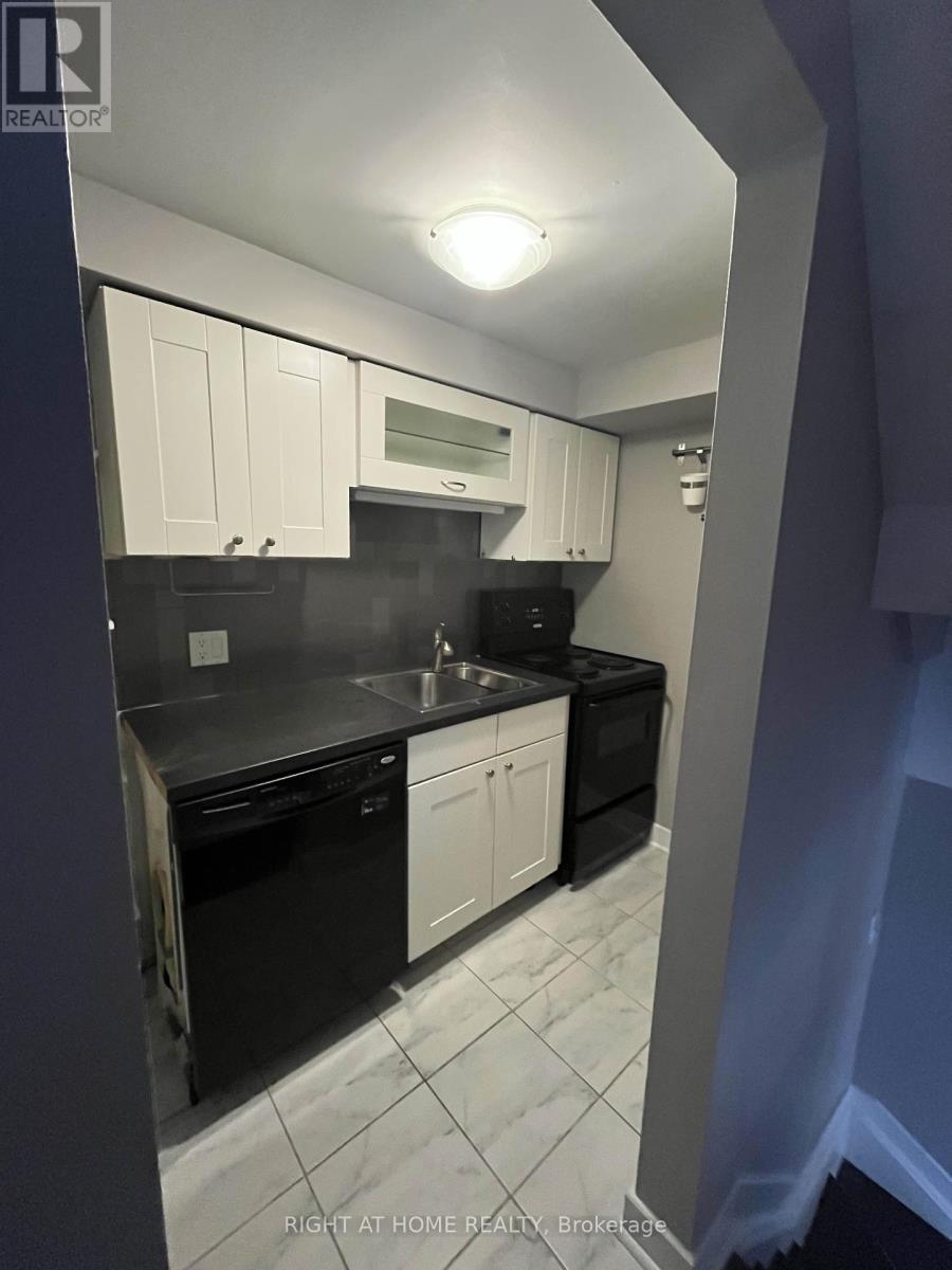 32 - 325 Jarvis Street, Toronto, Ontario  M5B 2C2 - Photo 4 - C12450795