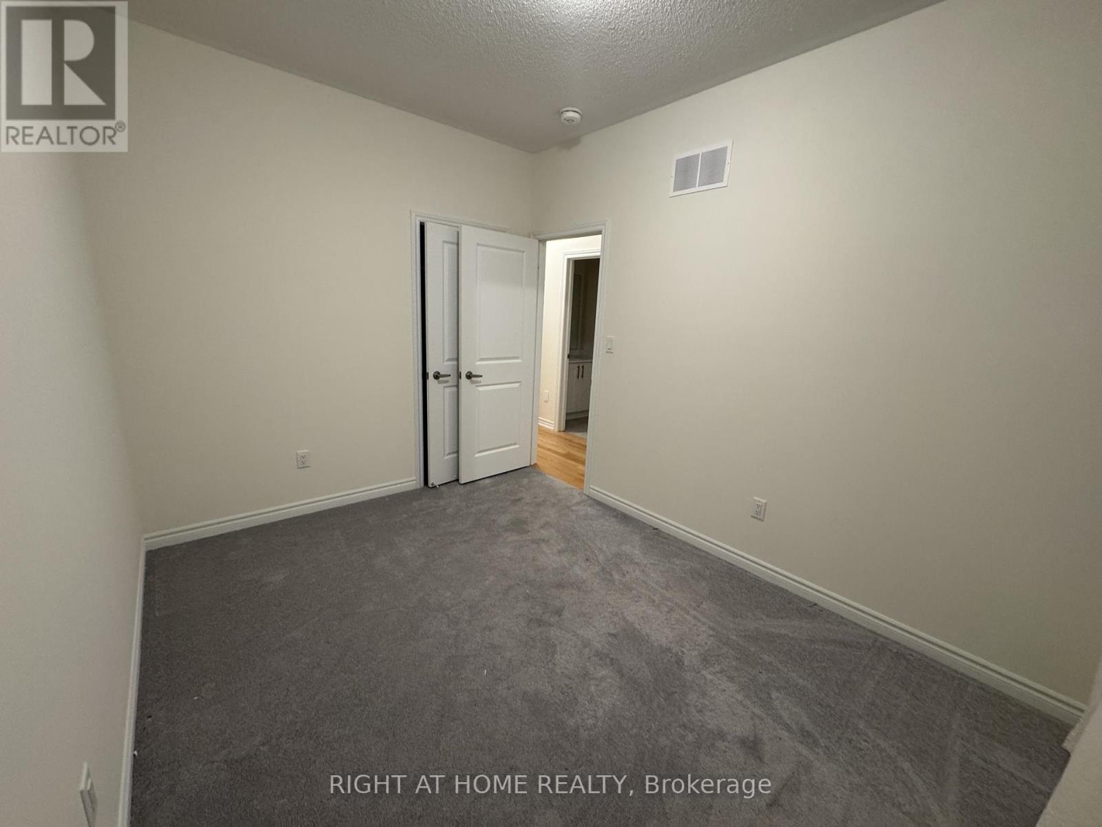 1202 Rexton Drive, Oshawa, Ontario  L1H 8L7 - Photo 12 - E12450808