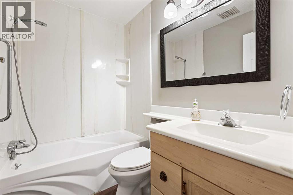 331 Parkridge Green Se, Calgary, Alberta  T2J 5G1 - Photo 32 - A2262351