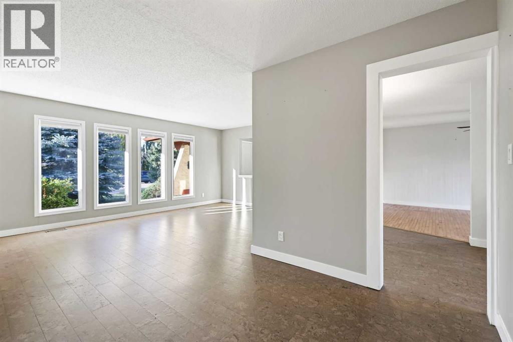 331 Parkridge Green Se, Calgary, Alberta  T2J 5G1 - Photo 8 - A2262351