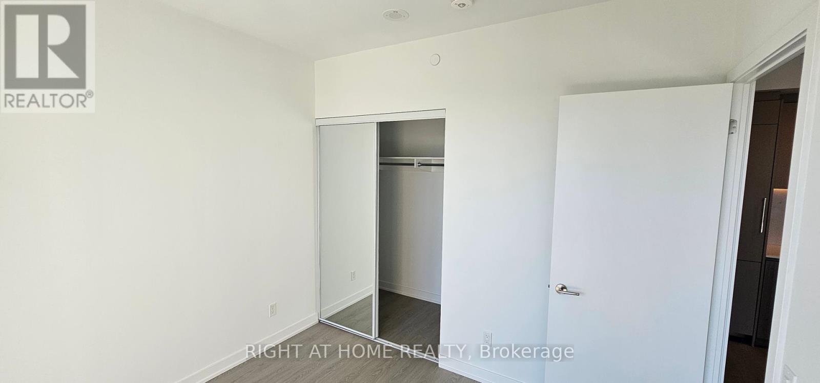 818 - 8188 Yonge Street, Vaughan, Ontario  L4J 1W5 - Photo 14 - N12450787