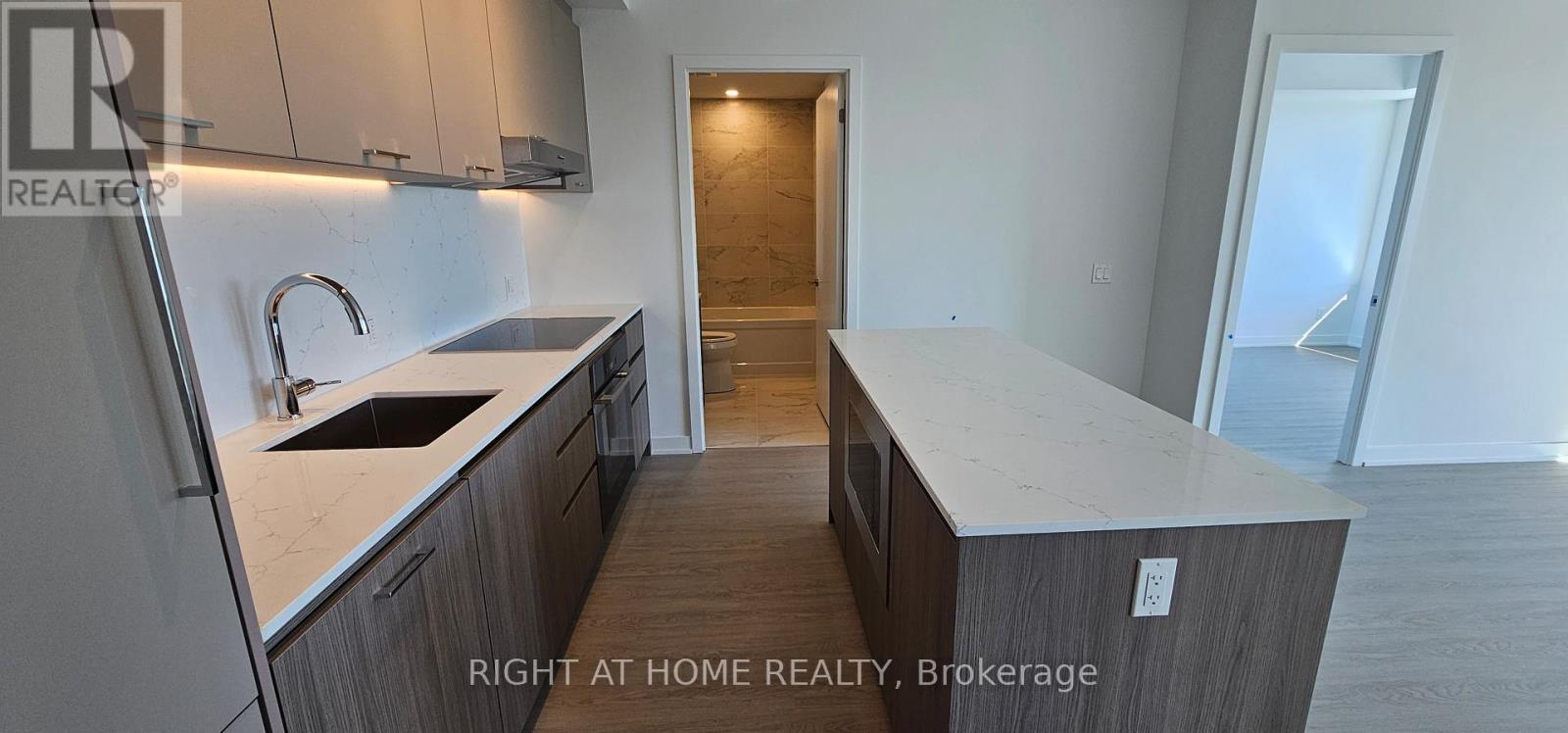 818 - 8188 Yonge Street, Vaughan, Ontario  L4J 1W5 - Photo 6 - N12450787