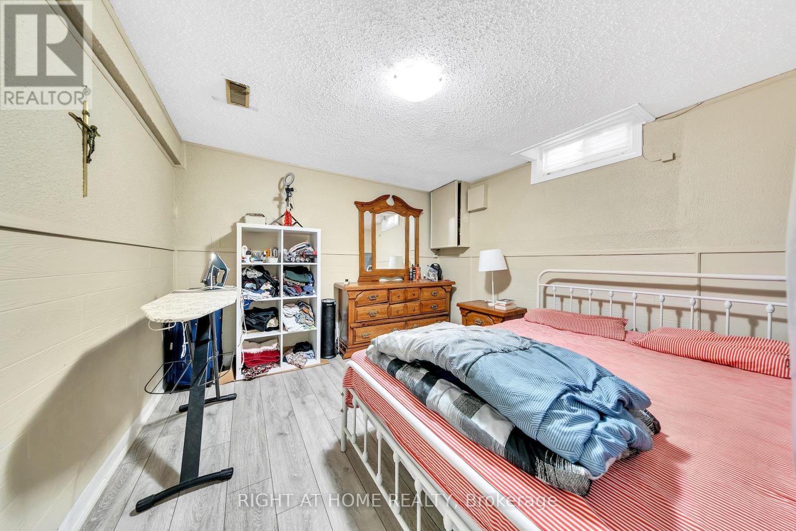 8 Terra Road, Vaughan (East Woodbridge), Ontario  L4L 3J5 - Photo 29 - N12450800