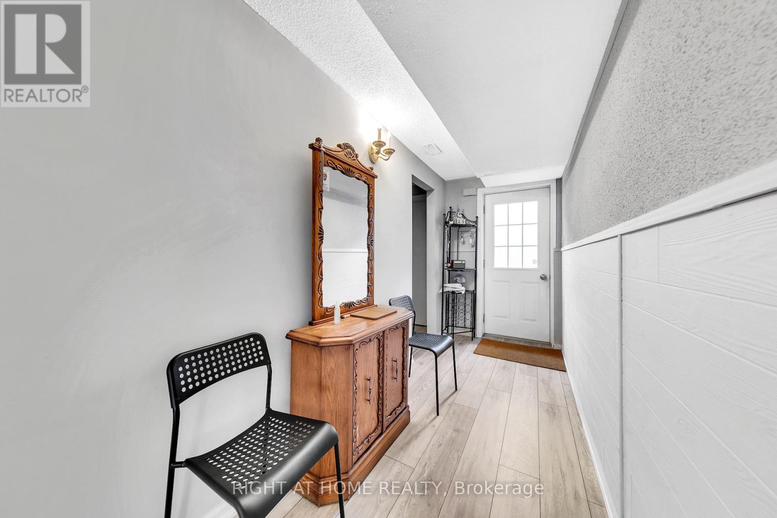 8 Terra Road, Vaughan (East Woodbridge), Ontario  L4L 3J5 - Photo 31 - N12450800