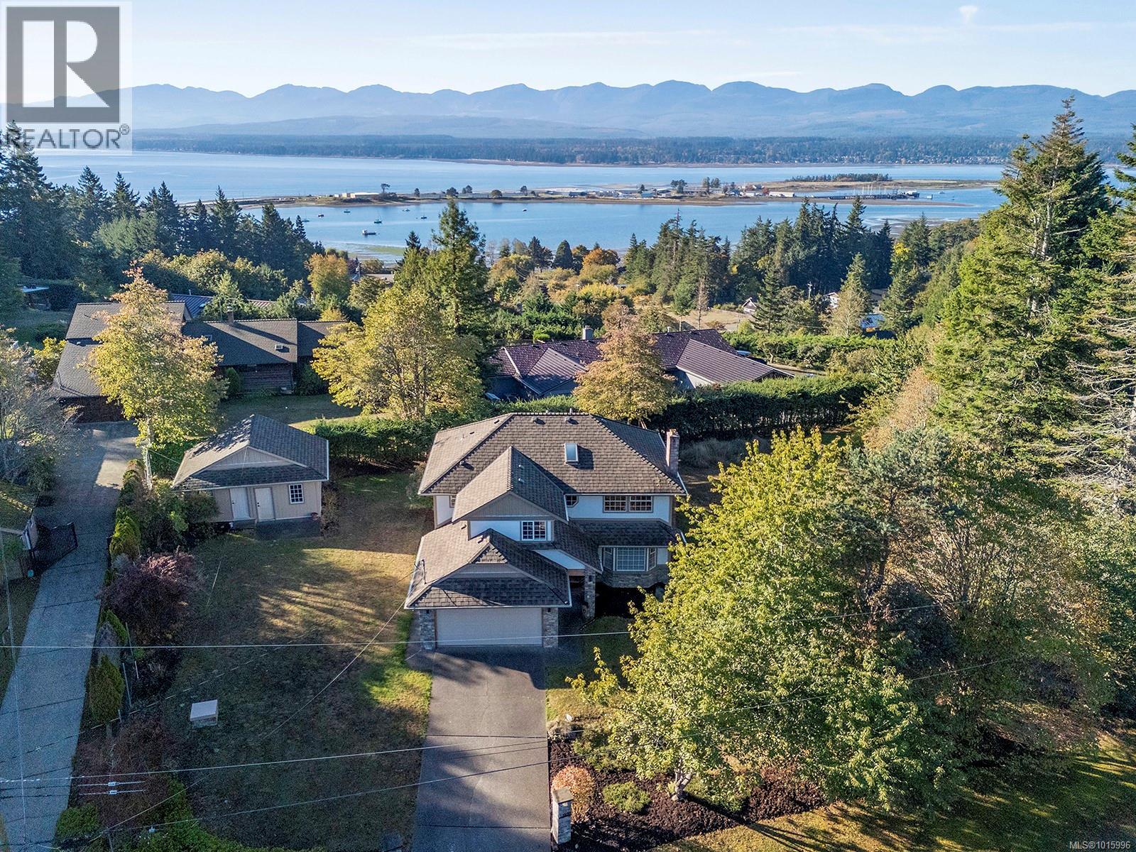 1225 Walter Gage St, Comox, British Columbia  V9M 3X1 - Photo 31 - 1015996