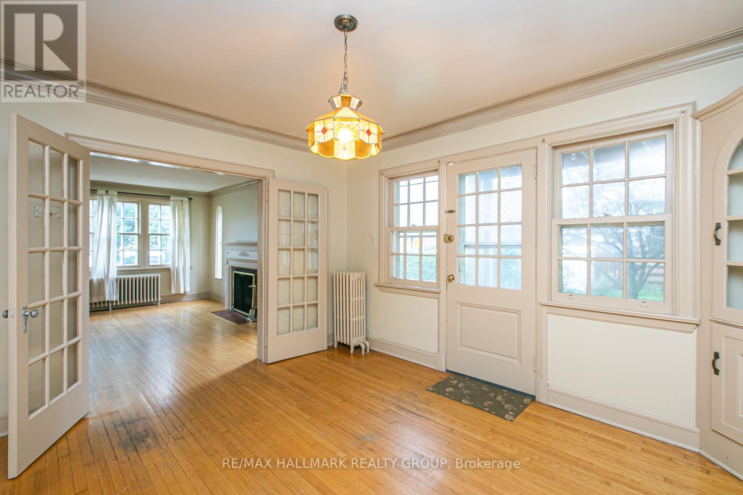50 Tyndall Avenue, Ottawa, Ontario  K1Y 3J8 - Photo 8 - X12450810