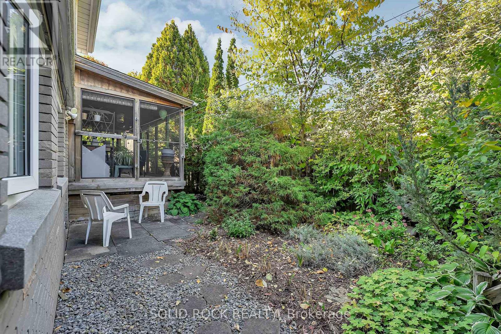 471 Tillbury Avenue, Ottawa, Ontario  K2A 0Y6 - Photo 29 - X12450817