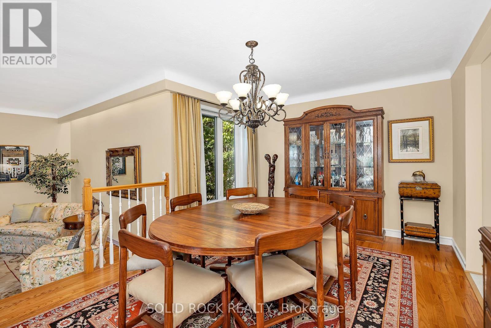 471 Tillbury Avenue, Ottawa, Ontario  K2A 0Y6 - Photo 9 - X12450817