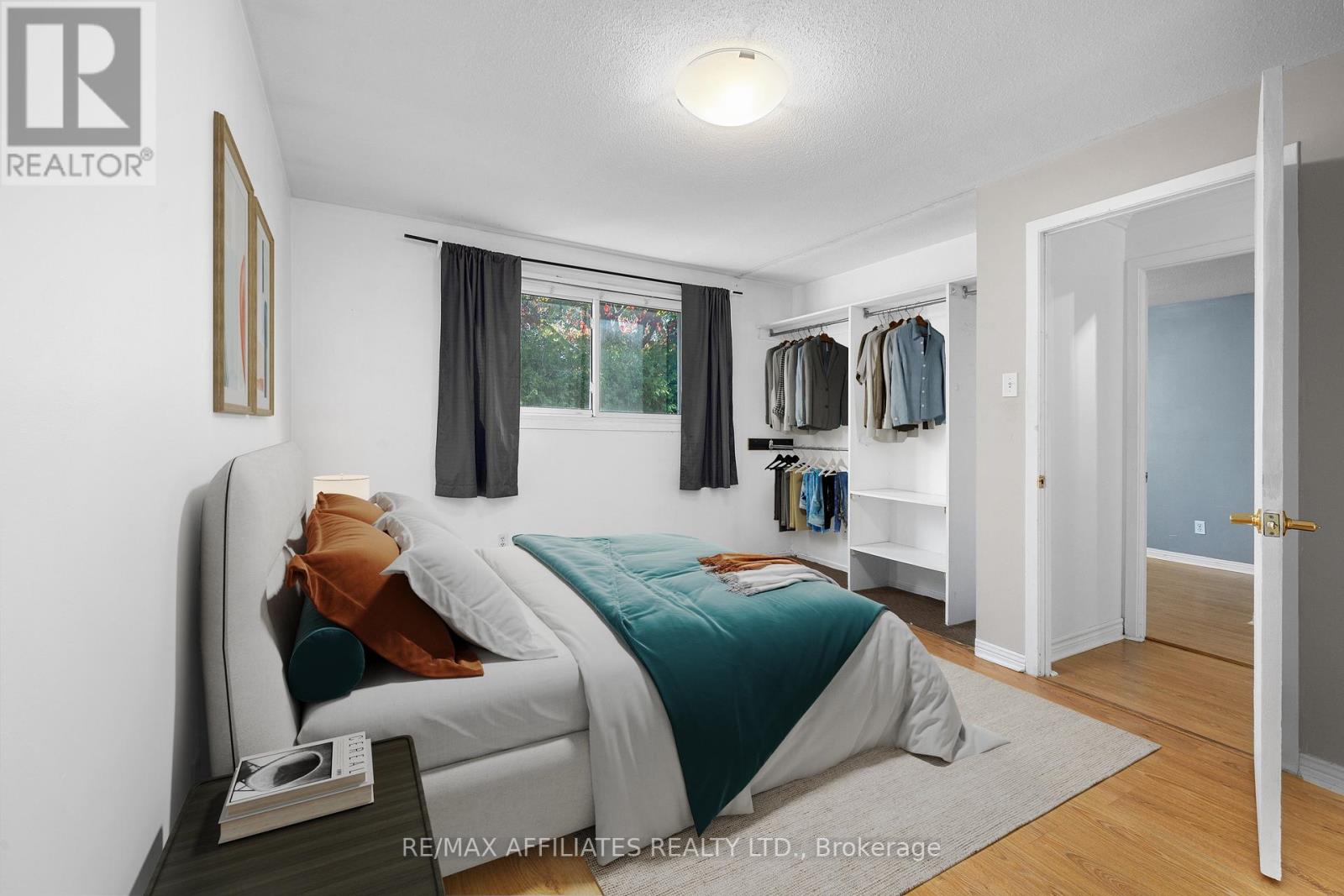 306 Woodfield Drive, Ottawa, Ontario  K2G 3W9 - Photo 15 - X12450824