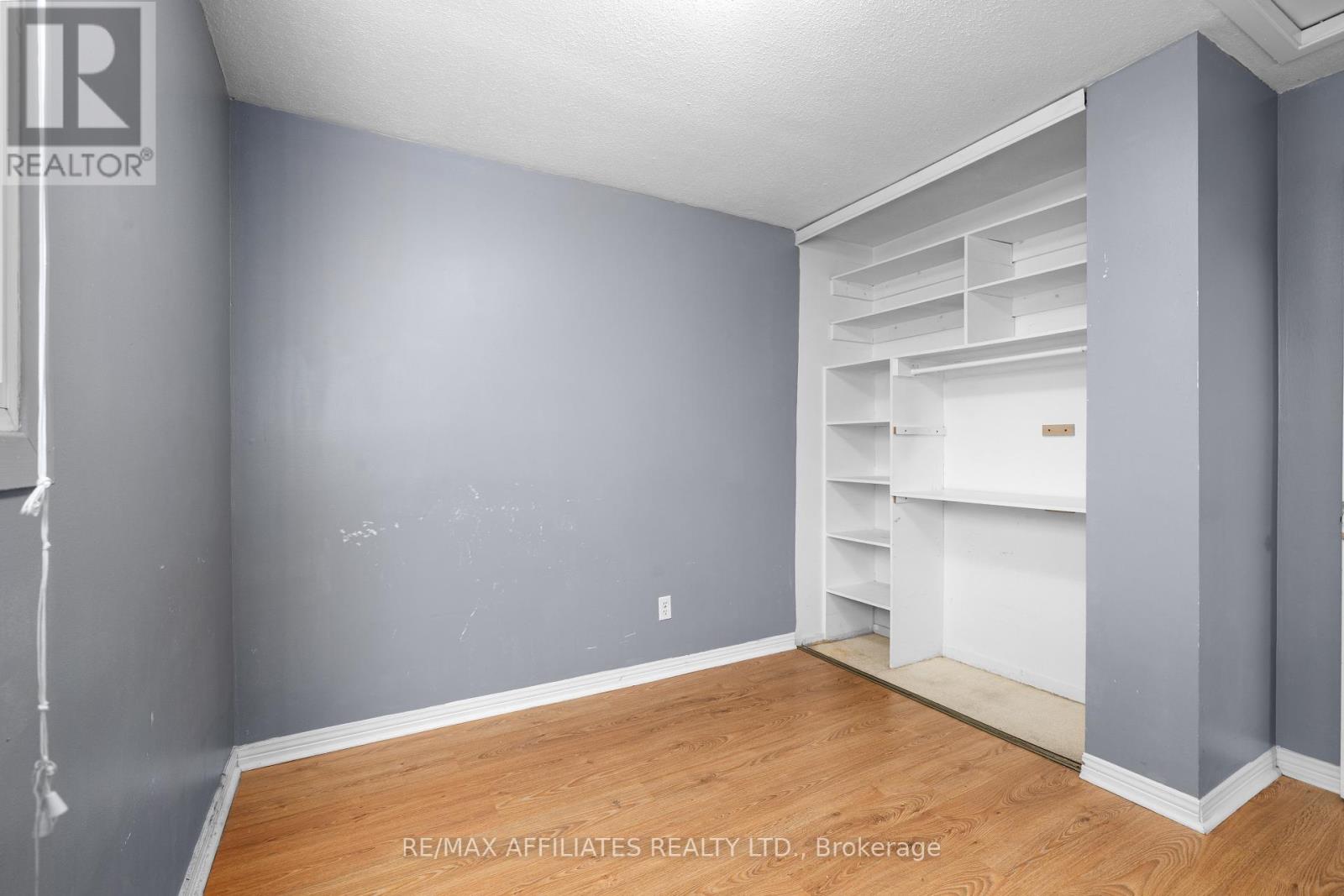 306 Woodfield Drive, Ottawa, Ontario  K2G 3W9 - Photo 19 - X12450824