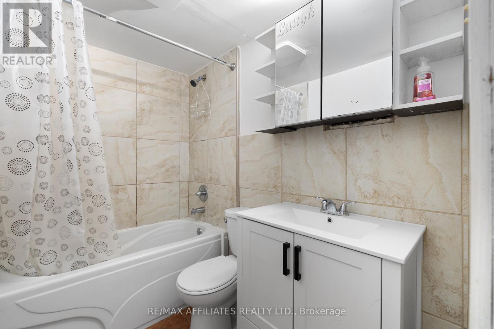 306 Woodfield Drive, Ottawa, Ontario  K2G 3W9 - Photo 25 - X12450824