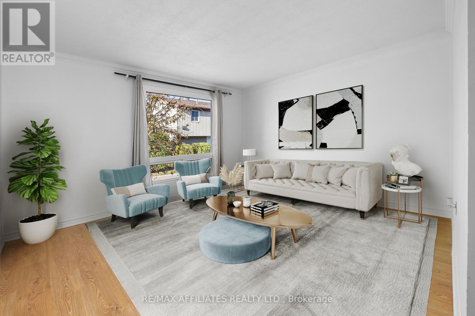 306 Woodfield Drive, Ottawa, Ontario  K2G 3W9 - Photo 7 - X12450824