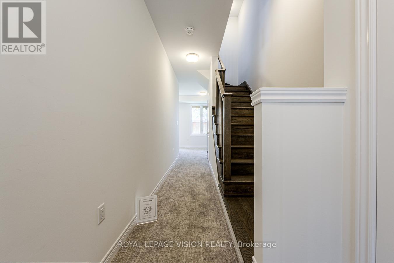 14 Folcroft Street, Brampton, Ontario  L6Y 0B6 - Photo 6 - W12450785