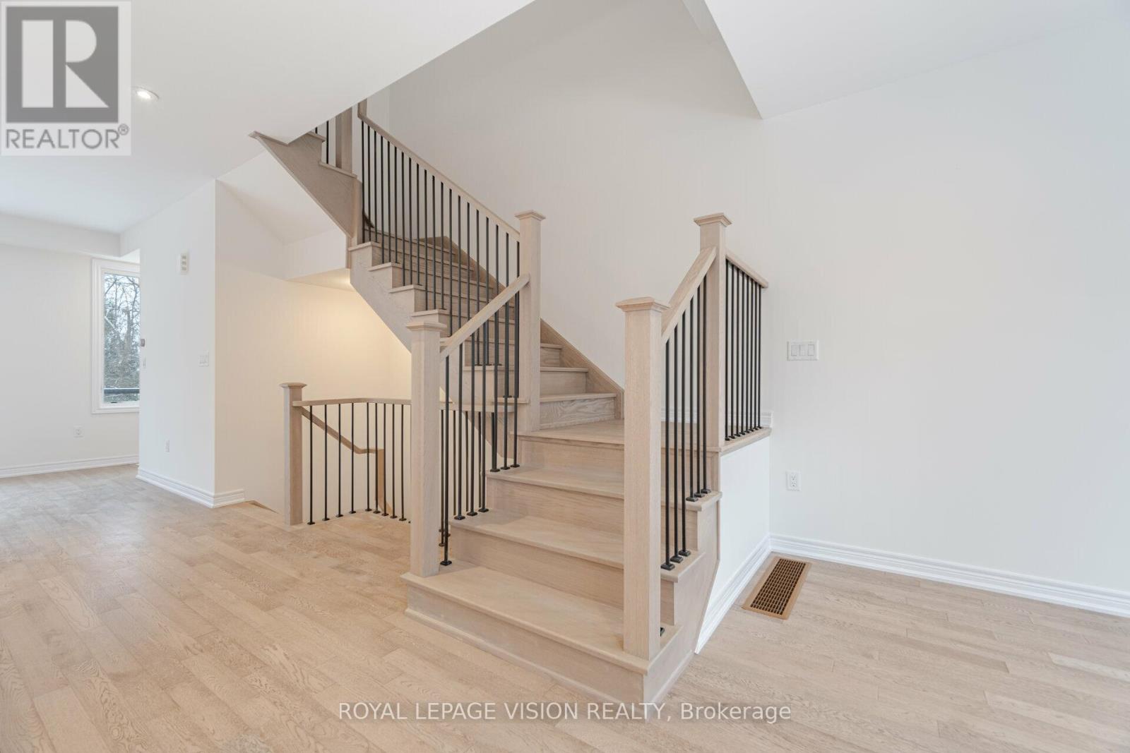 46 Folcroft Street, Brampton, Ontario  L6Y 6L3 - Photo 16 - W12450791