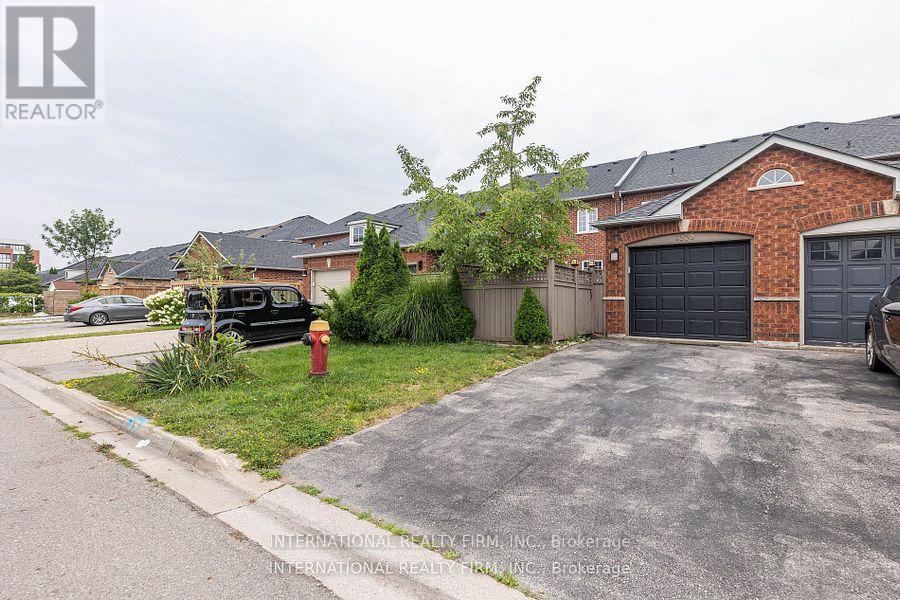 1855 Appleby Line, Burlington (Uptown), Ontario  L7L 7M1 - Photo 1 - W12450793