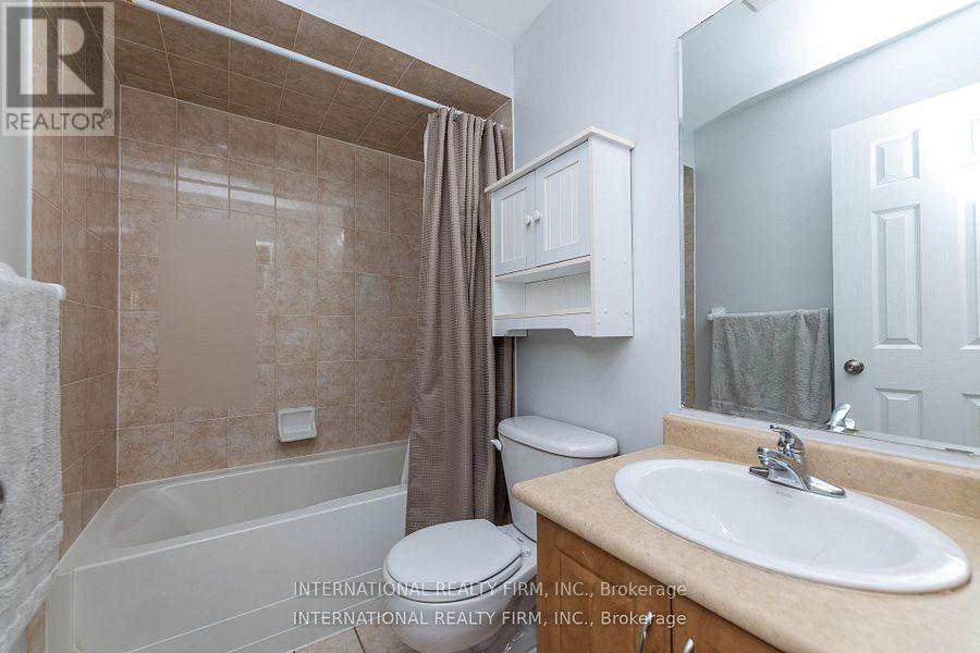 1855 Appleby Line, Burlington (Uptown), Ontario  L7L 7M1 - Photo 16 - W12450793
